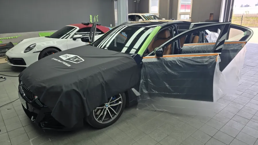 BMW 5 Series G30 window tinting installation result