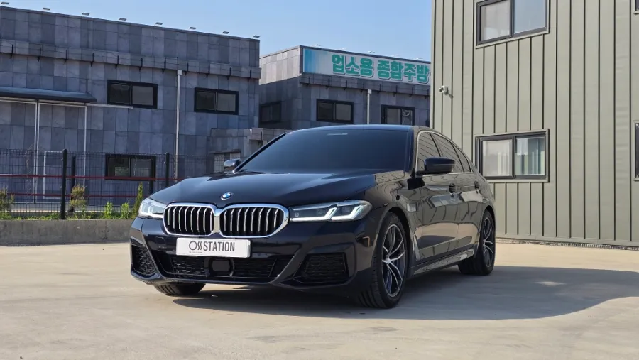 BMW 5 Series G30のカーフィルム施工事例 施工写真 4