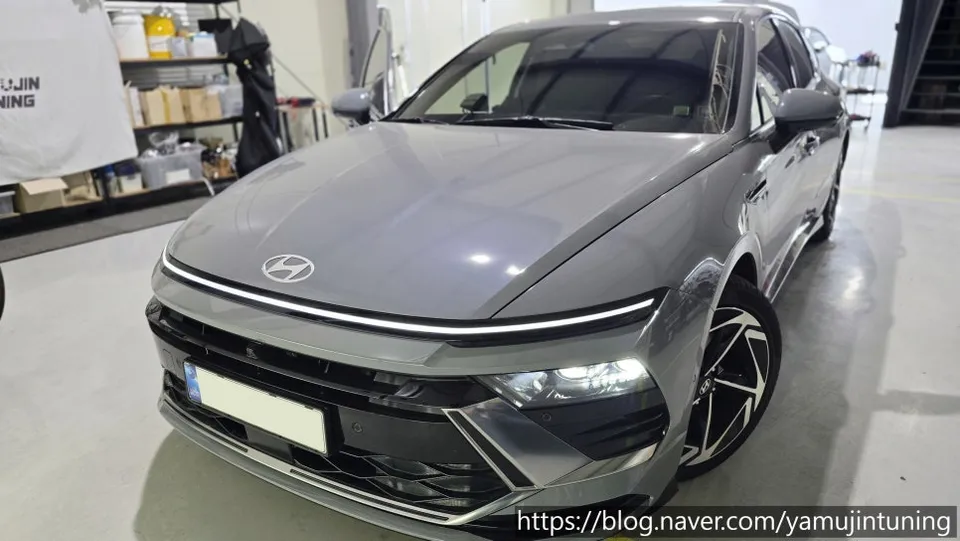Hyundai Sonata DN8 ambient lighting installation result