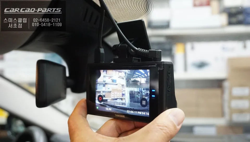 BMW 530i dash cam - BMW 530i Dash Cam Installation Review — Stable Parking Recording photo 3