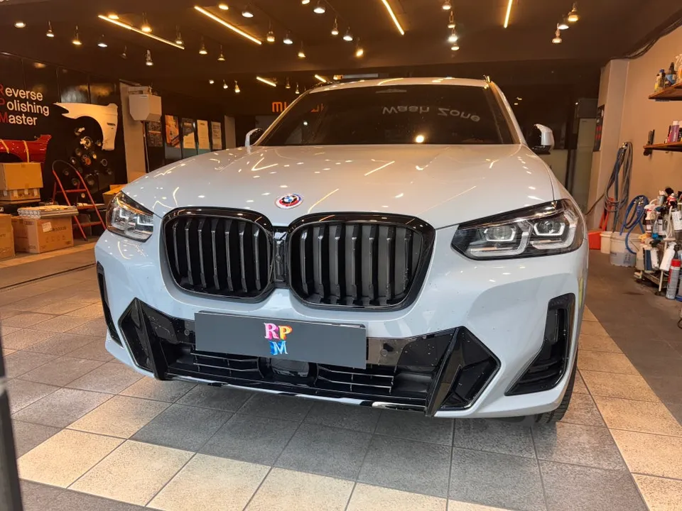 BMW X3 G03 Ambient Lighting Upgrade Review