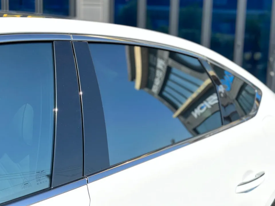 Genesis G80のPPF施工事例：傷防止と高級感維持 施工写真 2-2