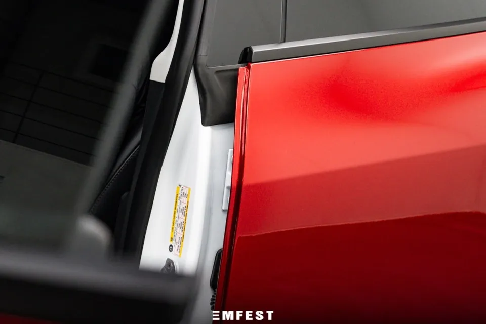 Tesla Model Y PPF施工事例｜費用目安と仕上がり 施工写真 2-2