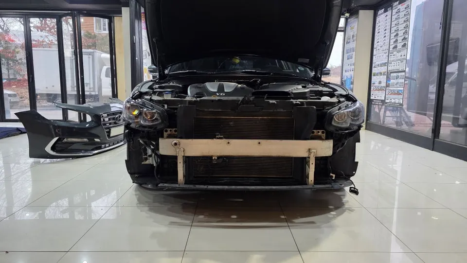 Hyundai Grandeur IG Body Kit Installation Review photo 10