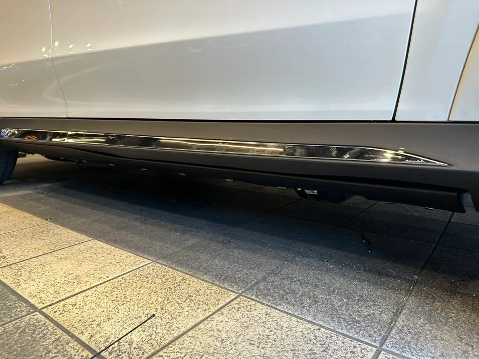 Mercedes-Benz GLE 450 body kit - Mercedes-Benz GLE 450 Power Running Boards Review photo 6