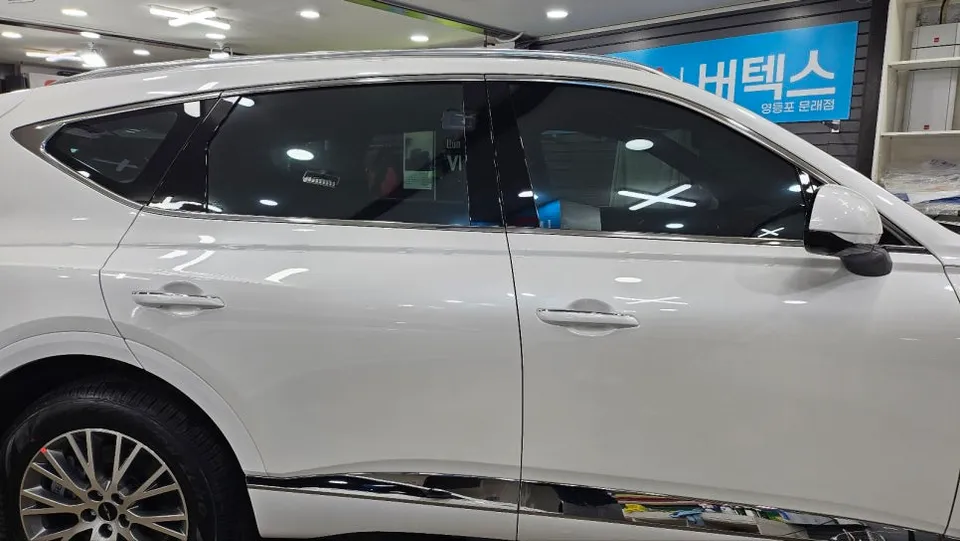 BMW X7のPPF施工事例|費用目安と仕上がり 施工写真 3-1