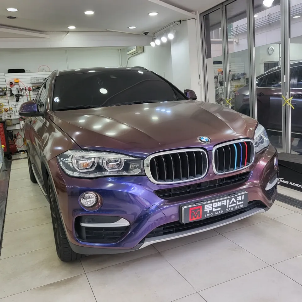 BMW X6のカーラッピング事例|費用目安・仕上がり 施工写真 3-1