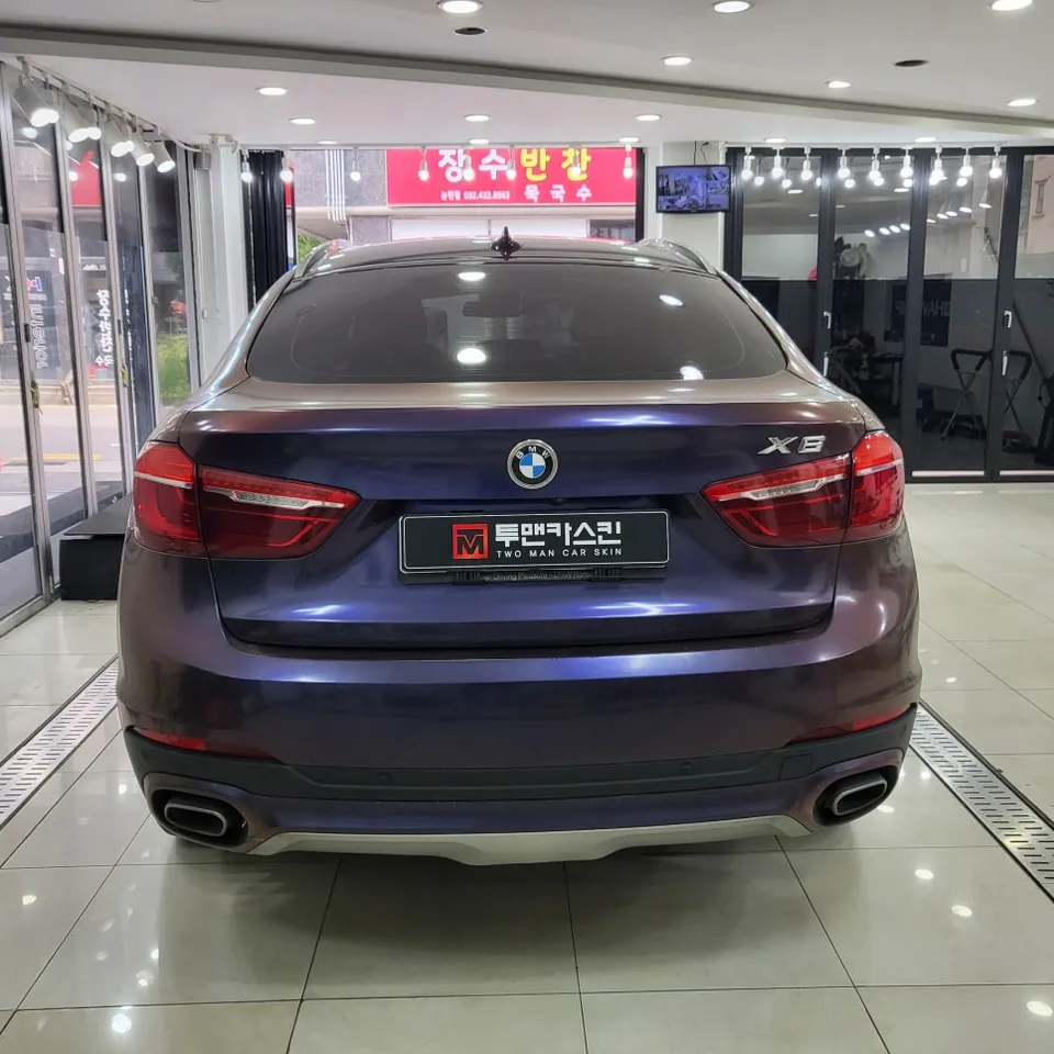 BMW X6のカーラッピング事例|費用目安・仕上がり 施工写真 1-2
