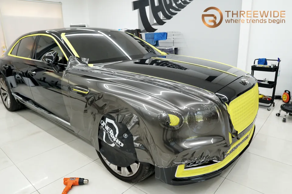 Bentley Flying Spurのツートンカーラッピング事例 施工写真 1-2