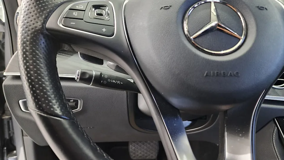 Mercedes-Benz E-Class W213 oem options - Mercedes-Benz E-Class W213 Oem Options Installation Review — Cost photo 3