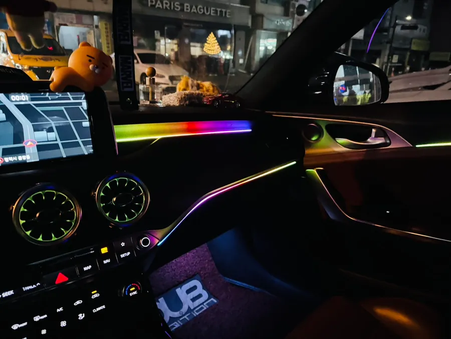 Kia Stinger ambient lighting - Kia Stinger Ambient Lighting Review — Enhanced Interior LEDs photo 3