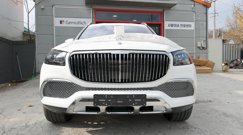 Mercedes-Benz GLS580 X167 Body Kit Review - Maybach Upgrade photo 2
