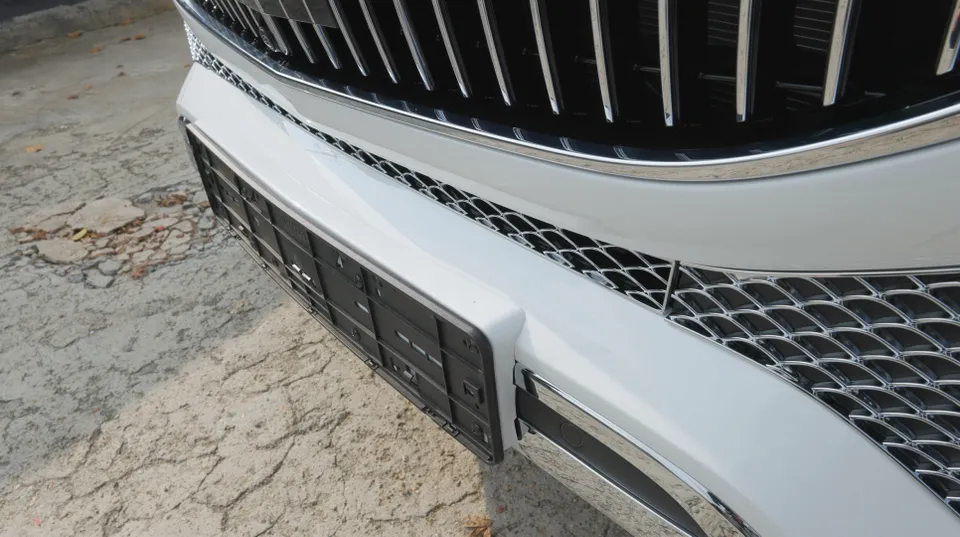 Mercedes-Benz GLS580 X167 body kit - Mercedes-Benz GLS580 X167 Body Kit Review - Maybach Upgrade photo 4