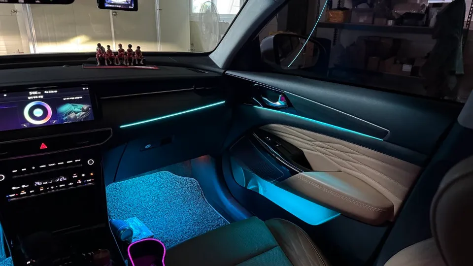 Kia K7 Premier ambient lighting - Kia K7 Premier Ambient Lighting Review: Cost & Results photo 4
