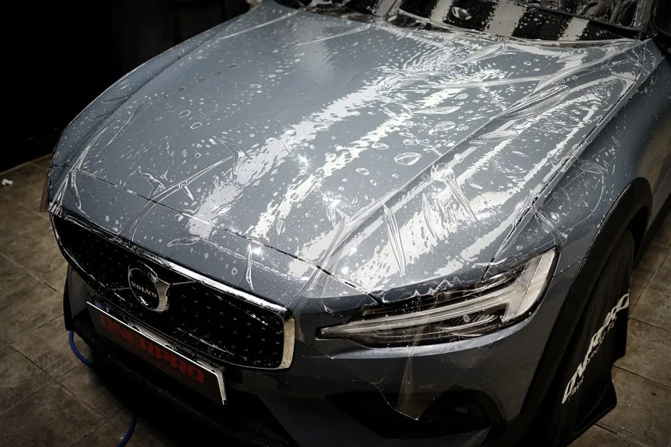 Volvo V60 PPF施工事例｜費用目安と仕上がり 施工写真 2-2