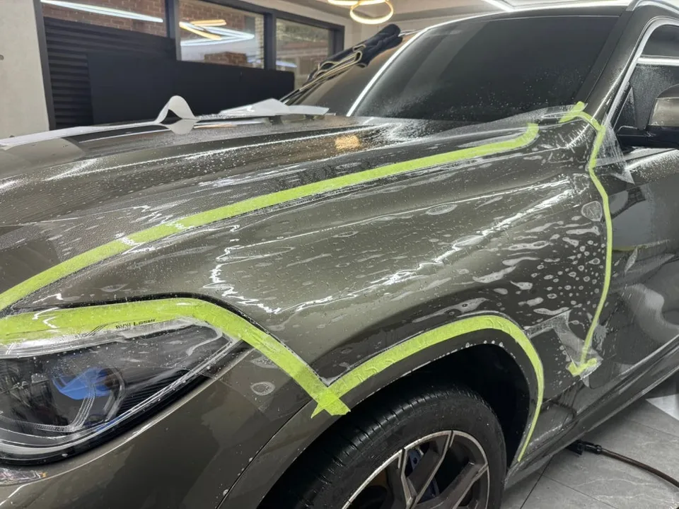 BMW X6 PPF施工事例|費用目安と仕上がり 施工写真 3-1