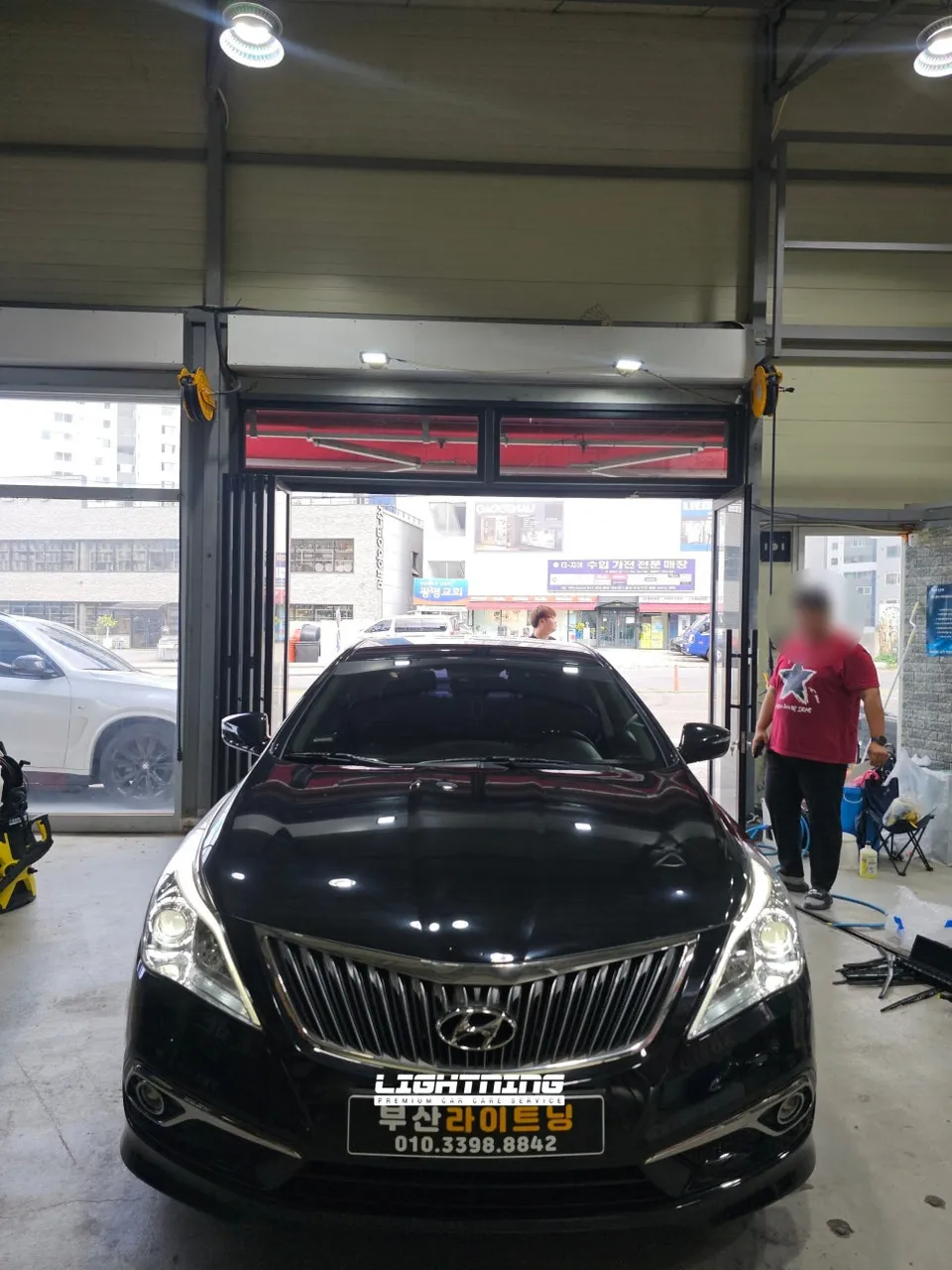 Hyundai Azeraのカーフィルム施工事例｜費用目安・仕上がり 施工写真 2-3