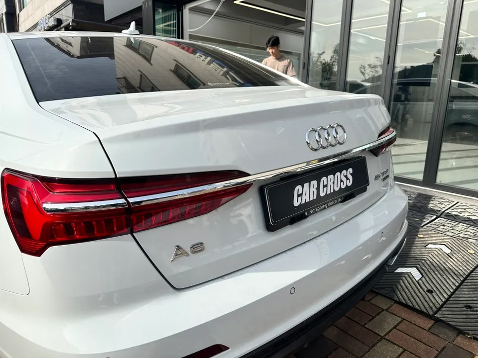 Audi A6のカーラッピング事例|クローム除去とPPF 施工写真 2-1