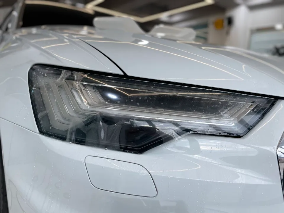 Audi A6のカーラッピング事例|クローム除去とPPF 施工写真 2-2