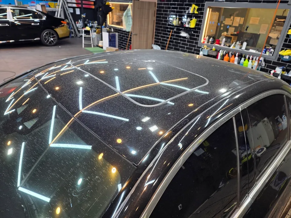 Mercedes-Benz Eクラスのガラスコーティング事例|費用目安・仕上がり 施工写真 3-1