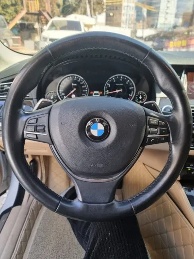 BMW 5 Series F10 oem options - BMW 5 Series F10 M Steering Wheel & Navigation Upgrade Review photo 5