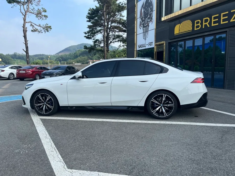 BMW 5 Series G30 PPF施工事例|韓国での実例 施工写真 3-1