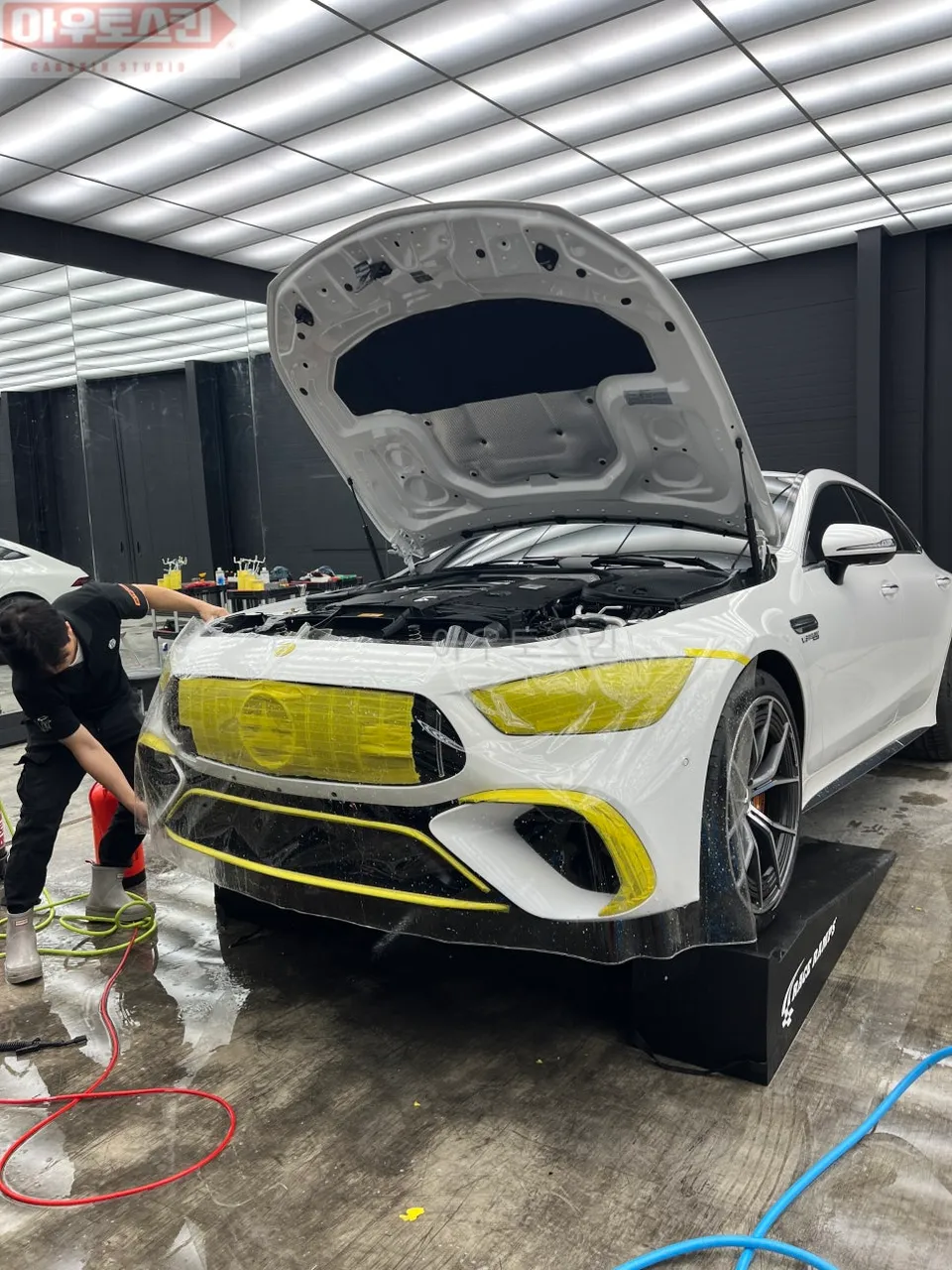 Mercedes-Benz AMG GTのPPF施工事例|費用目安・仕上がり 施工写真 1-2