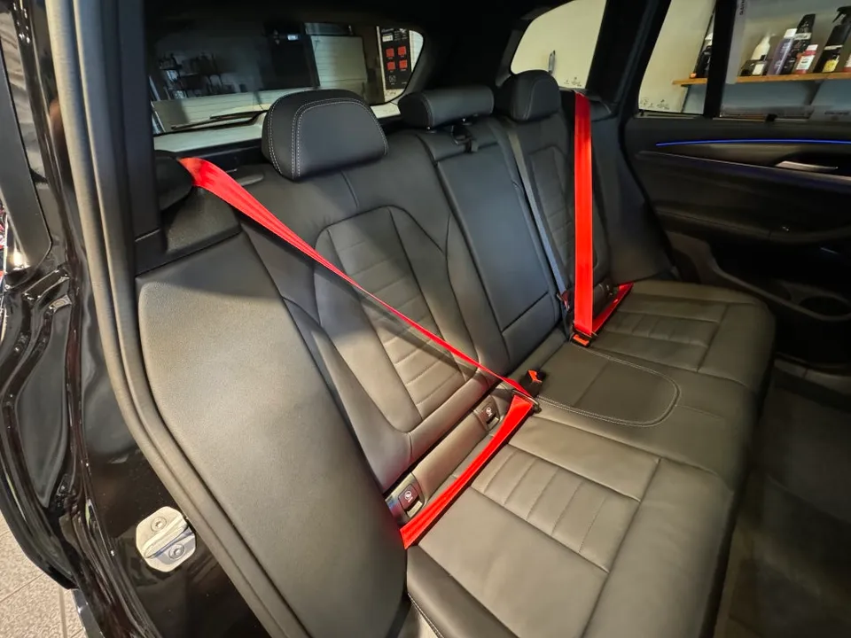 BMW X3 G03 interior customization - BMW X3 Interior Customization: Red Seatbelt Upgrade Review photo 8