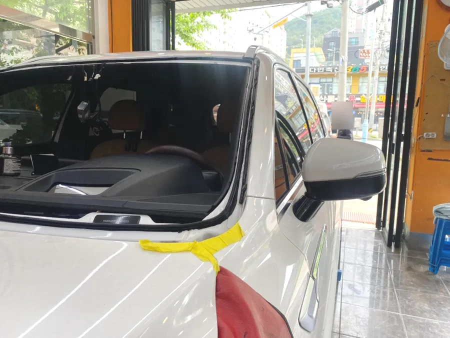 Kia Sorento MQ4のカーフィルム施工事例|費用目安・仕上がり 施工写真 2-2