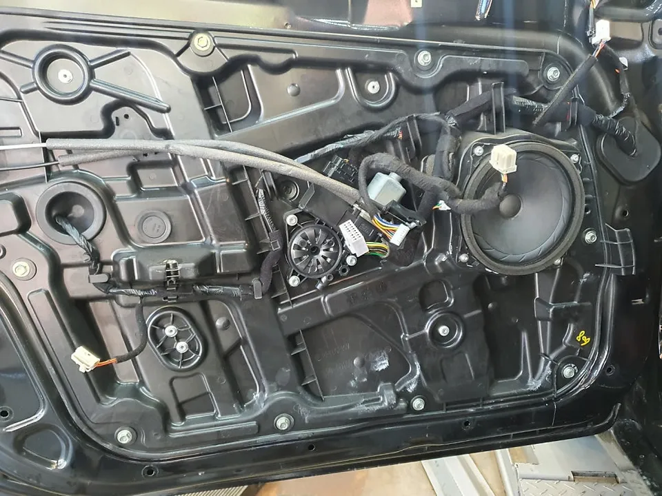 Hyundai Sonata YF oem options - Hyundai Sonata YF Oem Options Installation Review — Cost photo 4