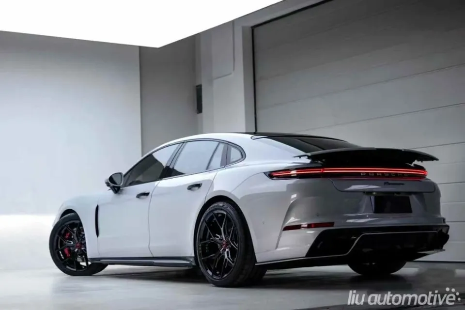 Porsche Panamera body kit - Porsche Panamera Body Kit Installation Review photo 4