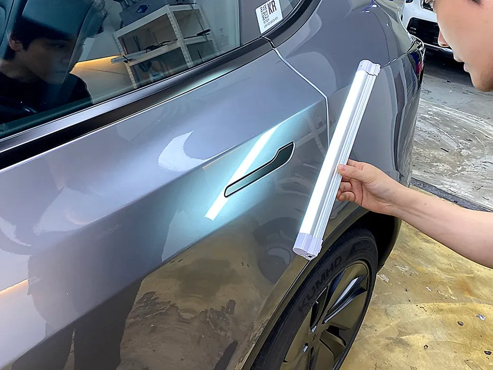 Tesla Model Yのカーフィルム施工事例｜費用目安・仕上がり 施工写真 1-2