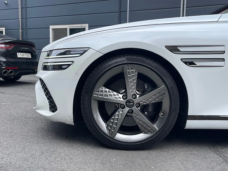 Genesis G80 Sport wheel repair - Genesis G80 Sport Wheel Repair Review: 95% Color Match photo 5