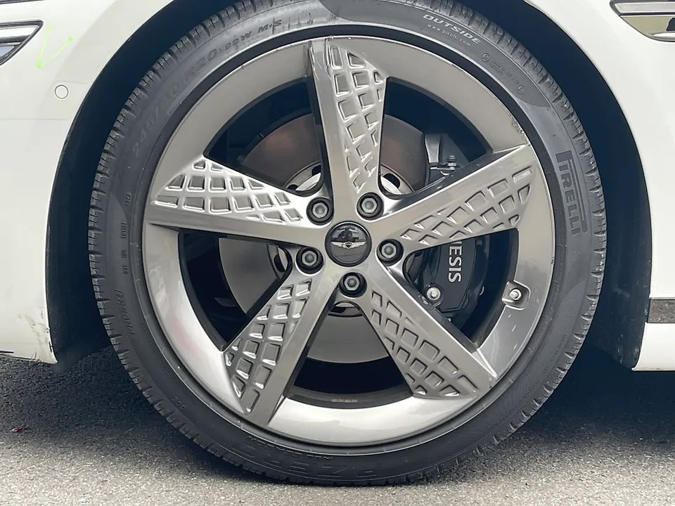 Genesis G80 Sport wheel repair - Genesis G80 Sport Wheel Repair Review: 95% Color Match photo 6