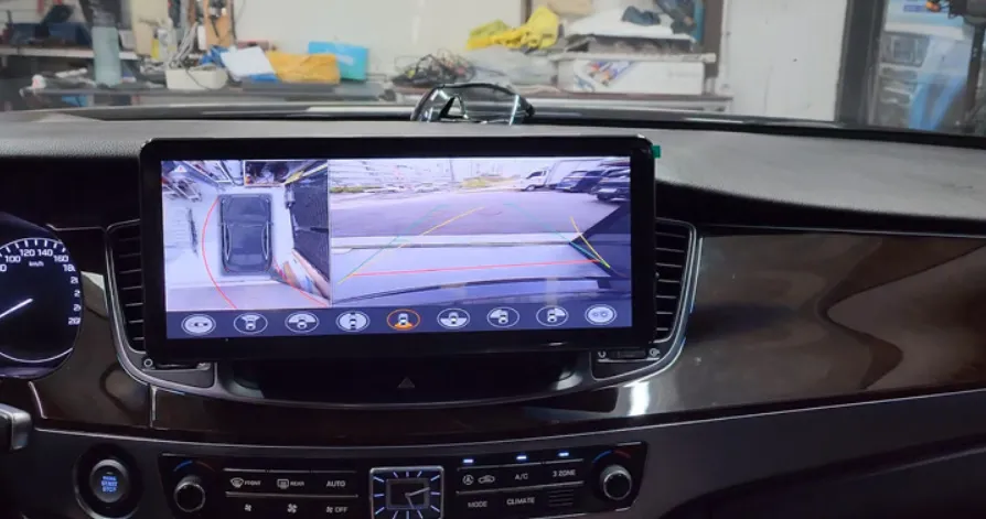 Hyundai EquusのAndroid Auto・CarPlay取付事例 施工写真 4-2