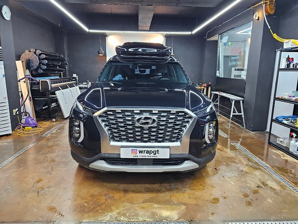 Hyundai Palisade vinyl wrap - Hyundai Palisade Vinyl Wrap Review: Color Change Cost & Results photo 3