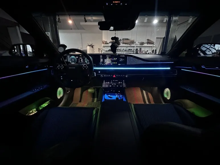 Hyundai Grandeur GN7 ambient lighting - Hyundai Grandeur GN7 Ambient Lighting Review: Dual Color Upgrade photo 3