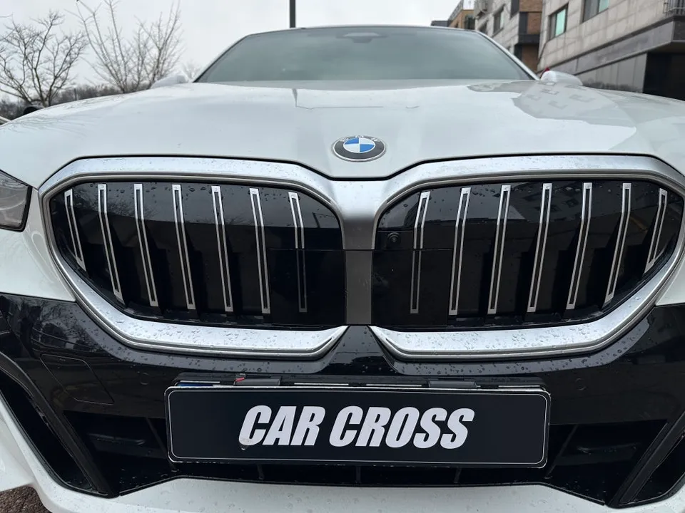 BMW 5 SeriesのPPF施工事例|費用目安・仕上がり 施工写真 3-1