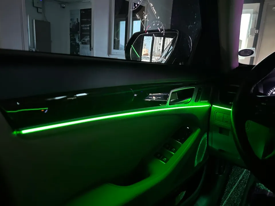 Hyundai G80 ambient lighting - Hyundai G80 Ambient Lighting Review — Cost & Results photo 4