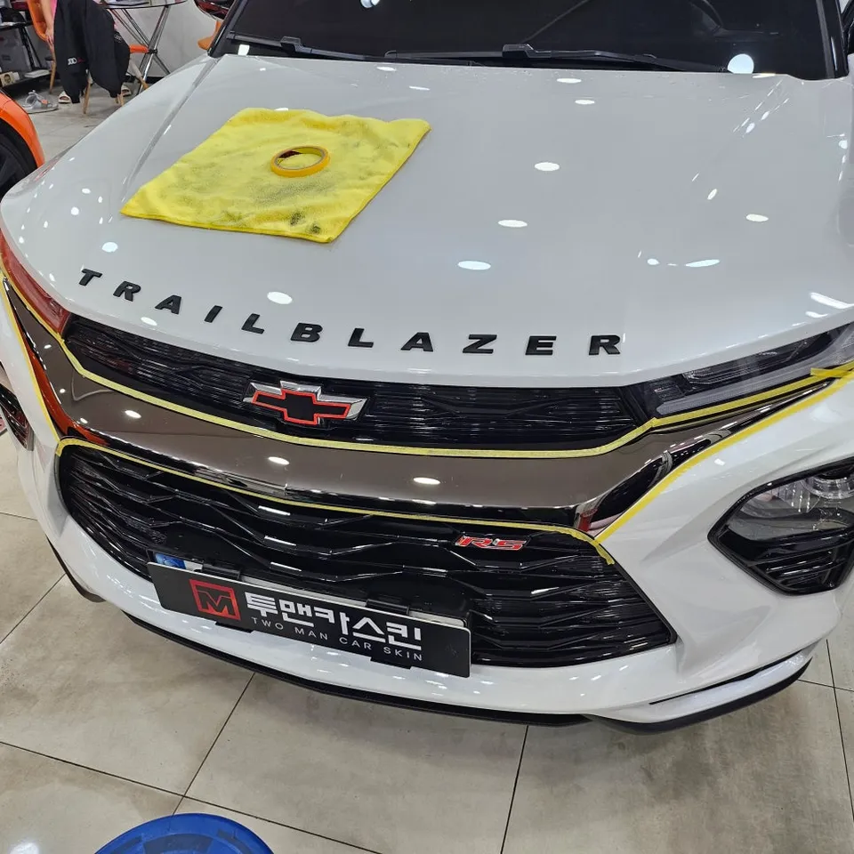 Chevrolet Trailblazerのカーラッピング事例|費用目安・仕上がり 施工写真 3-1