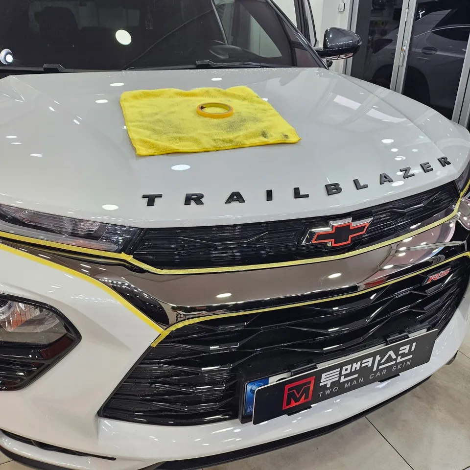 Chevrolet Trailblazerのカーラッピング事例|費用目安・仕上がり 施工写真 1-2
