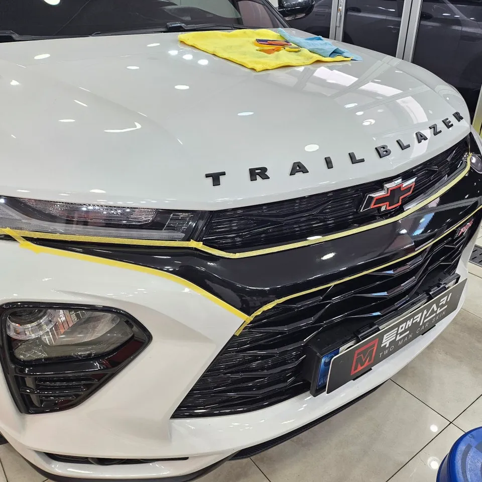 Chevrolet Trailblazerのカーラッピング事例|費用目安・仕上がり 施工写真 2-2