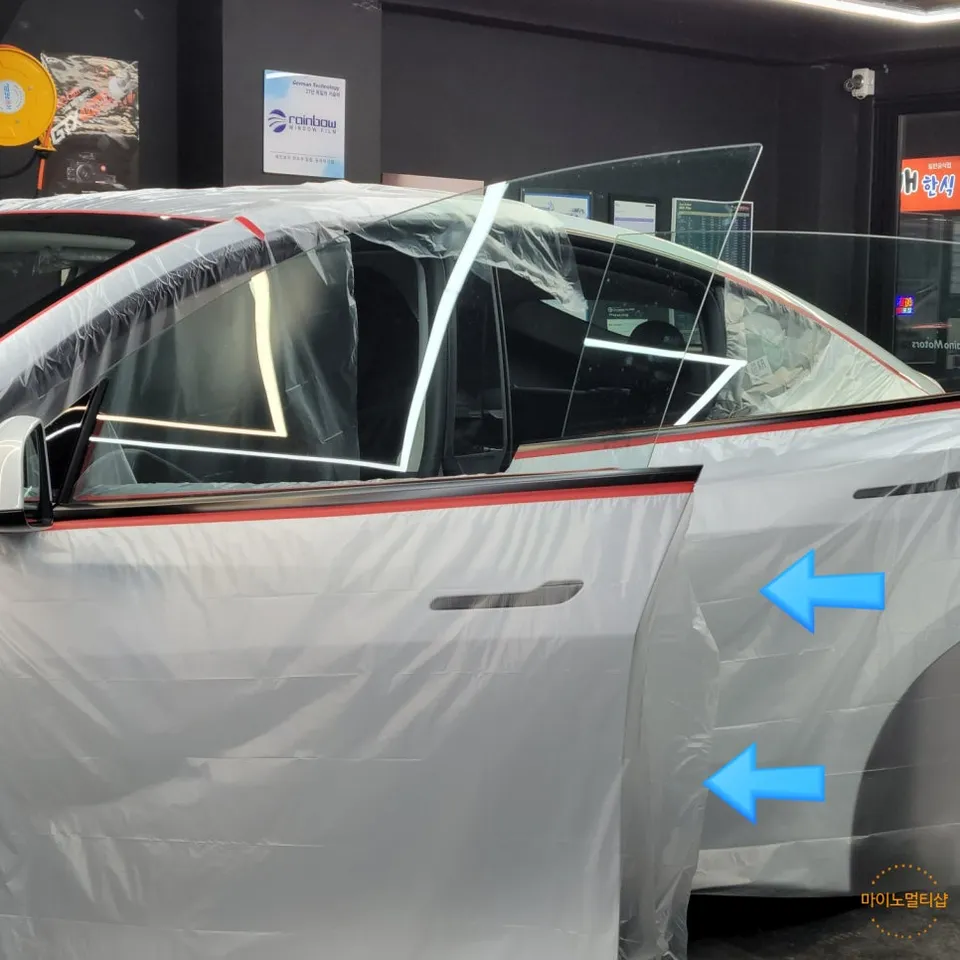 Tesla Model Yのカーフィルム施工事例|費用目安・仕上がり 施工写真 3-1