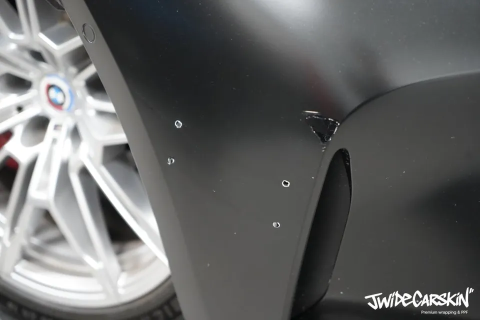 BMW M3 vinyl wrap - BMW M3 Satin Black Vinyl Wrap Repair Review photo 5