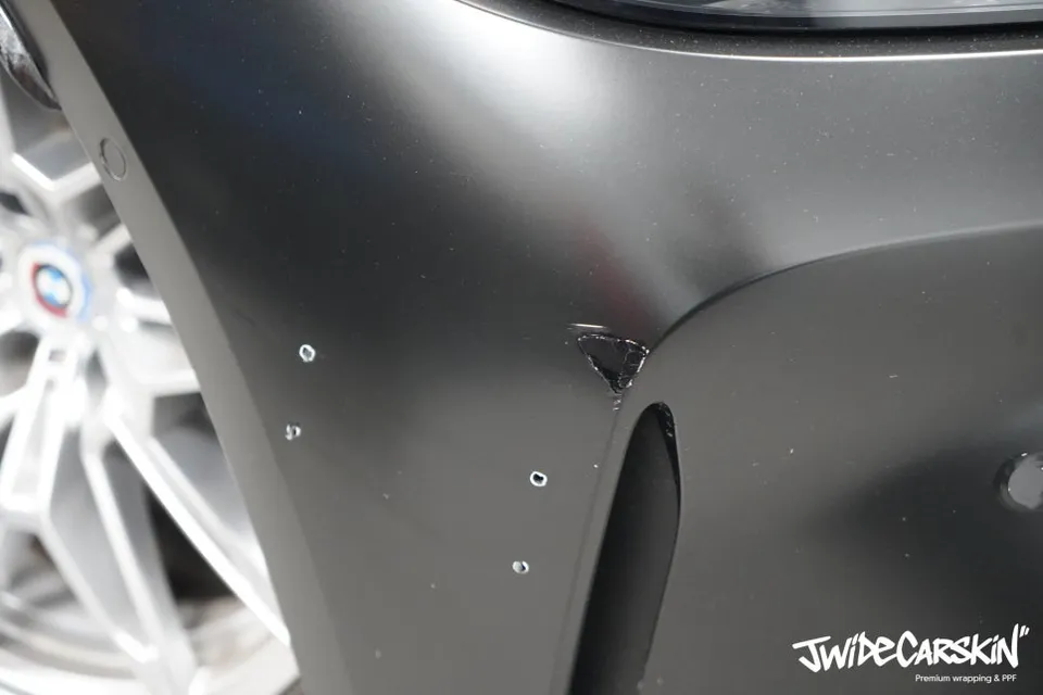 BMW M3 vinyl wrap - BMW M3 Satin Black Vinyl Wrap Repair Review photo 6