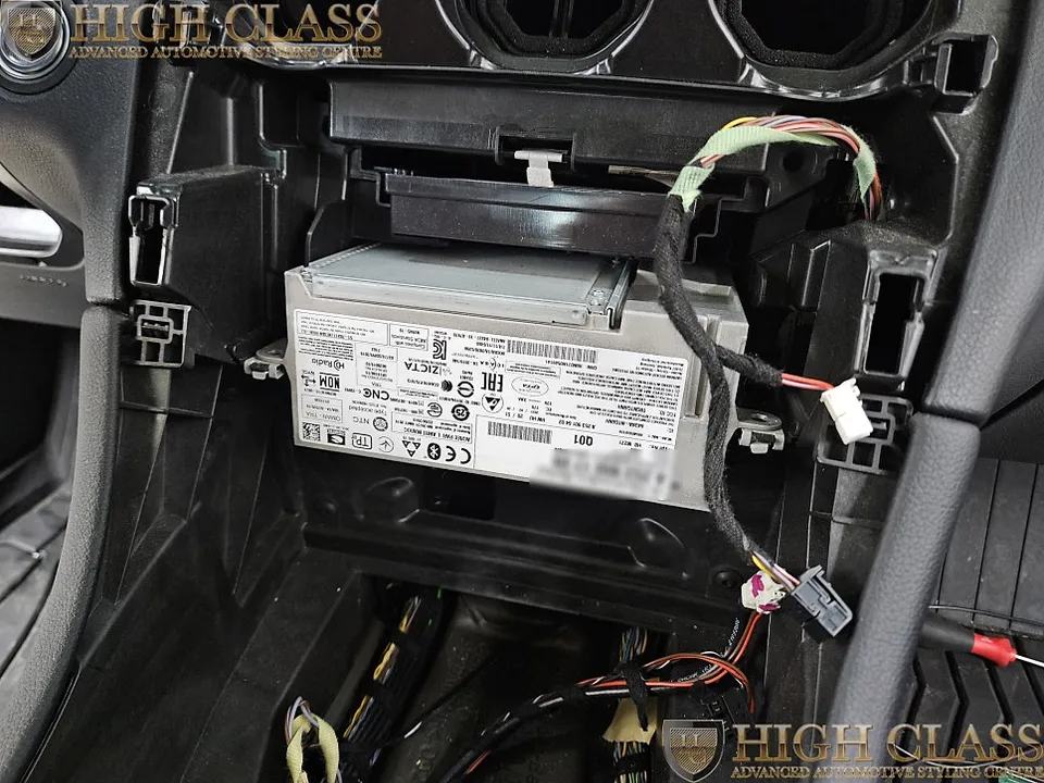 Mercedes-Benz GLC Car Audio Upgrade Review photo 9