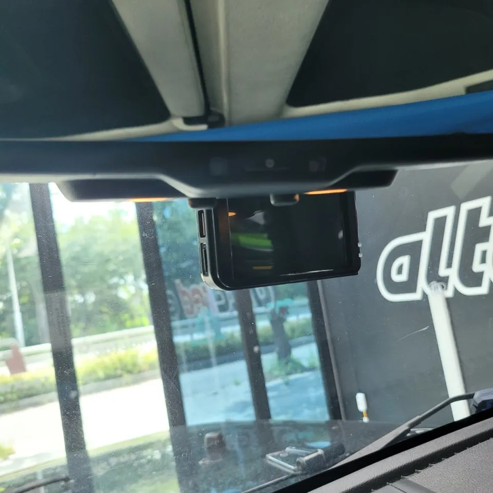 Jeep Wrangler dash cam - Jeep Wrangler Dash Cam Installation Review: Cost & Results photo 3