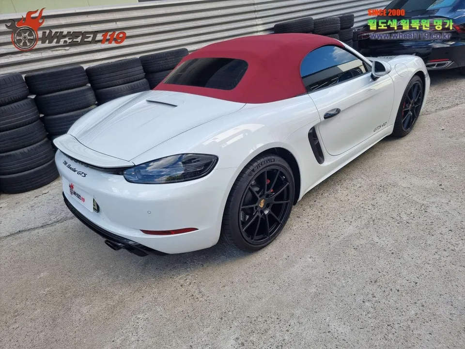 Porsche 718 Boxsterのホイールリペア・塗装事例 施工写真 1-2
