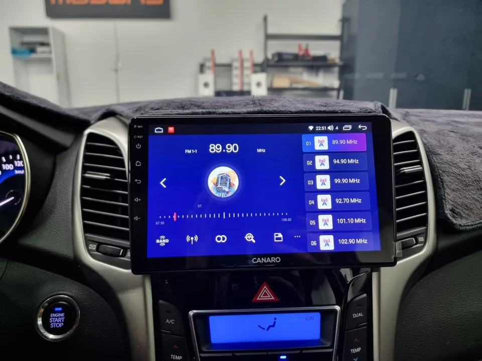 Hyundai i30のAndroid Auto・CarPlay取付事例 施工写真 4-2