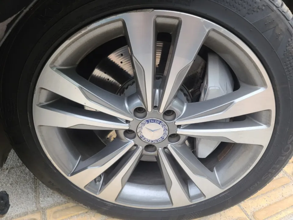 Mercedes-Benz S500 wheel repair - Mercedes-Benz S500 Wheel Repair & Painting Review photo 3
